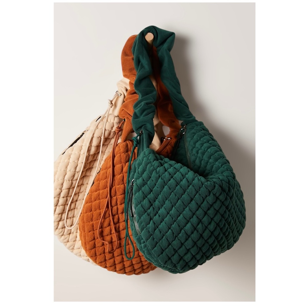 Free People Fleece Pucker Up Carryall Bag in Evergreen - Picture 4 of 6